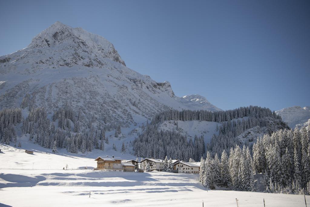 Pension Daniel Lech am Arlberg Exteriör bild