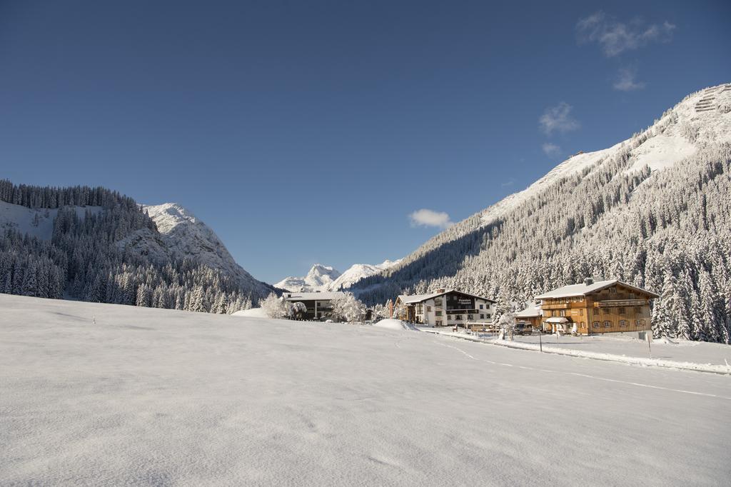 Pension Daniel Lech am Arlberg Exteriör bild