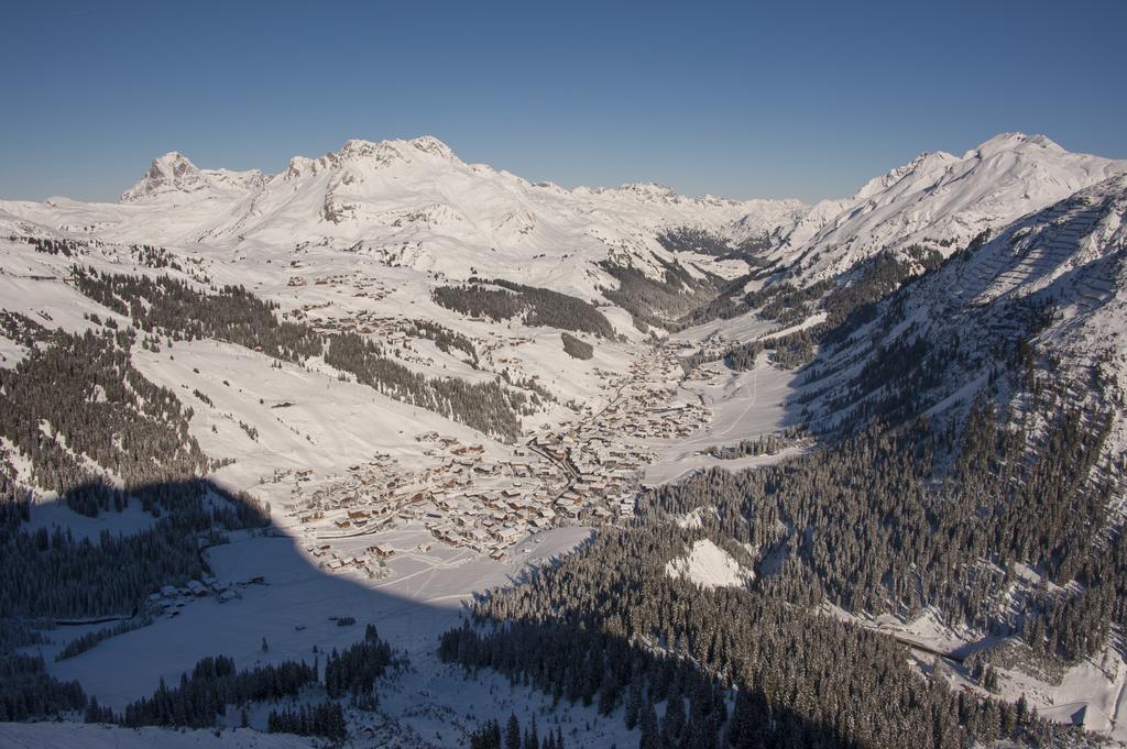 Pension Daniel Lech am Arlberg Exteriör bild